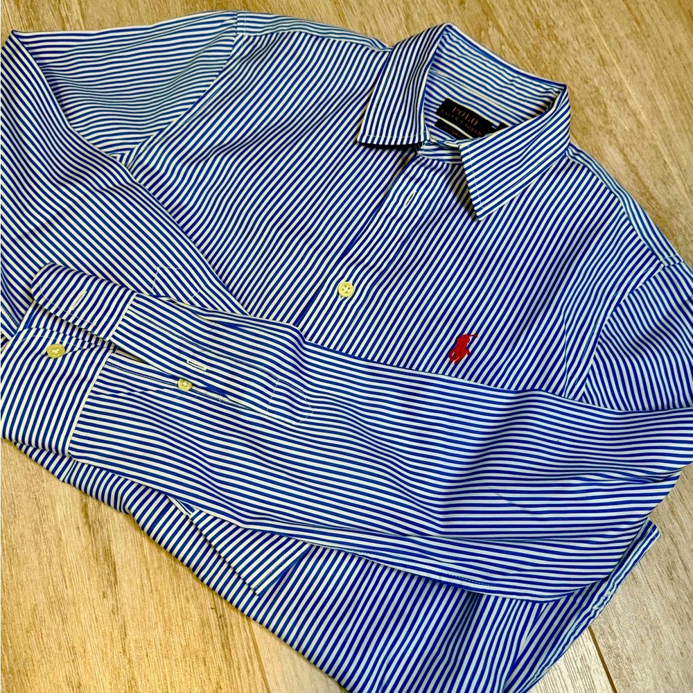 Polo Ralph Lauren Custom Fit button down blouse.